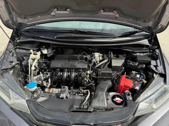 2017 Honda JAZZ 1.5 E (A) - 4
