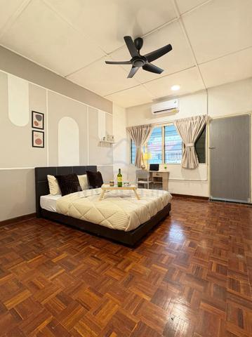 Fully Furnished Master Room in SS1 PJ! Near LRT | Free Cleaning & Wifi 1