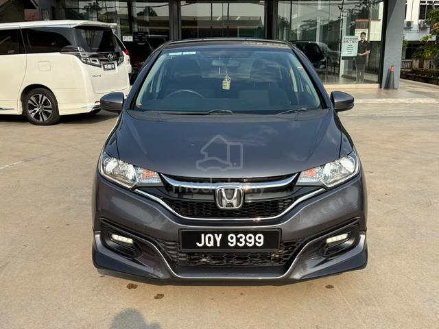 ORI 2018 Honda JAZZ 1.5 E (A) CAR PLATE CANTIK !! - 5