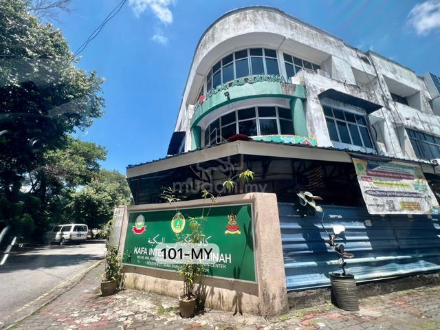 BIG CORNER LOT ! Seksyen 27 Hicom Shah Alam 3-Storey Shop Lot 30x80 1