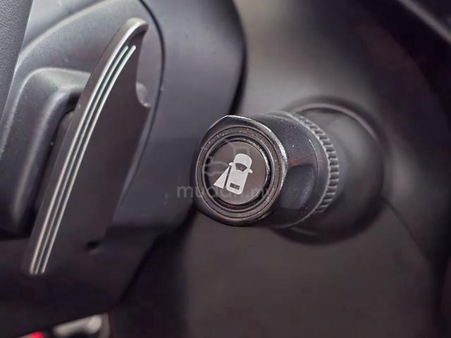 Honda WR-V 1.5 RS (A) F.S.R WRTY 2028 WRV - 4