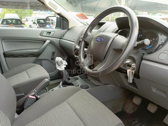 2017 Ford RANGER 2.2 XL (M) 4X4 FULL LOAN HITAM - 4