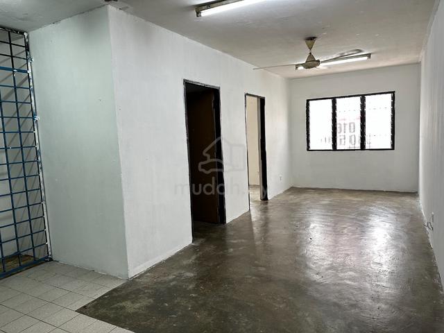 Apartment Lestari (Damansara Damai) 1
