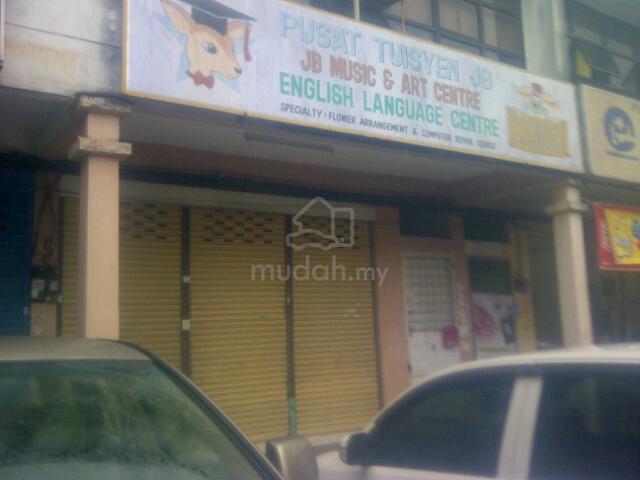 2 storey shop in Pusat Perniagaan Rozhan, Alma 1
