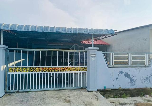 Lokasi: Taman Beseri Jaya, Perlis. 1