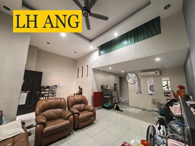 3 Storey Terrace, Taman Bayu Aman,Teluk Air Tawar, Butterworth For Sal 1