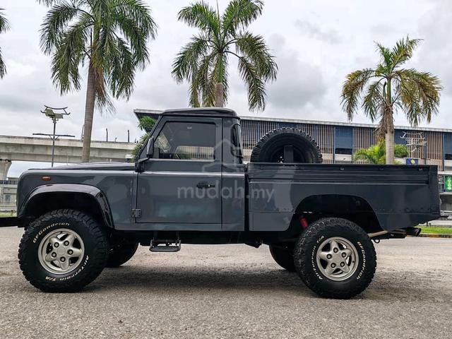 2011 Land Rover DEFENDER 110 HCPU PUMA 2.4 (M) 4X4 - 2