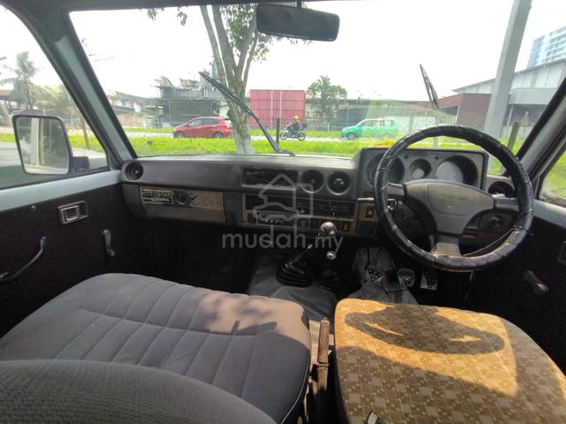 Toyota Landcruiser BJ60 3.5 (M) 1985 4x4 Diesel - 4
