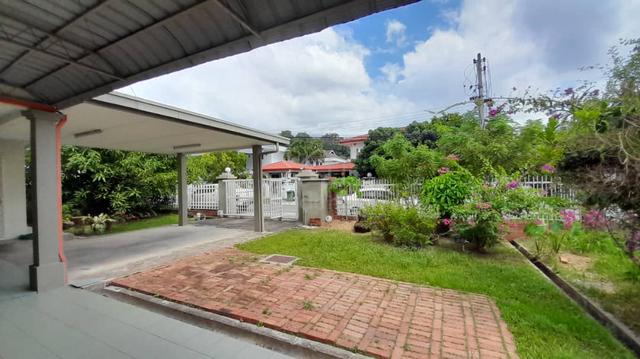 Taman Friendly 2 Storey Bungalow House I Luyang Behind E-west For Rent 1