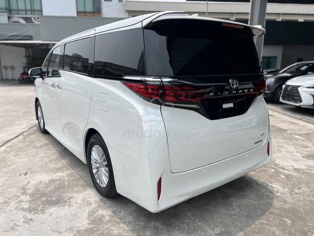 2025 Toyota Alphard 2.5 X HEV Hybrid 8 Seater MPV - 4