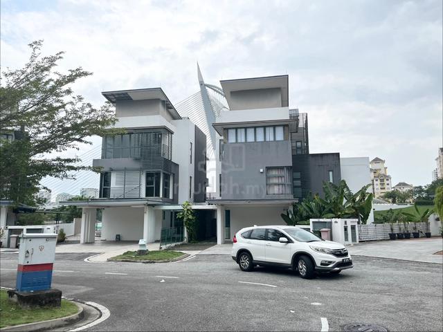 Berhampiran Tasik Sera P8 Putrajaya 1
