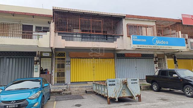 2 Storey Shoplot at Taman University Indah Seri Kembangan 1