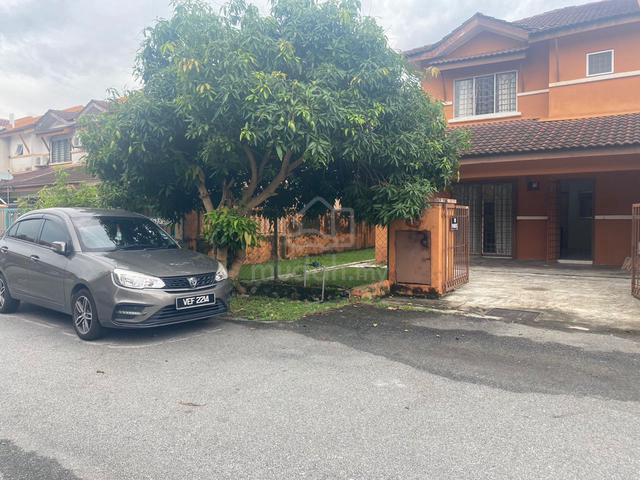 [END LOT, HOT DEAL, AFFORDABLE] 2 Storey House SP6, Bdr Saujana Putra 1
