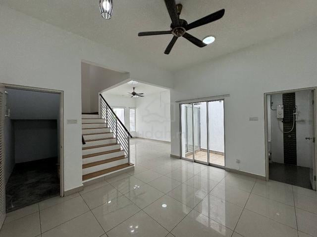 Facing Open Freehols Double Storey Terrace, Viola @ Alam Impian 5