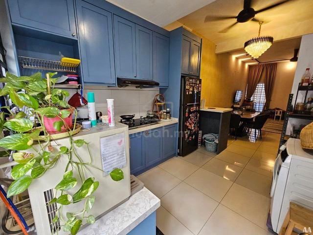 KITCHEN KABINET LAWA Teres 2 Tingkat Residensi Mamanda Kebun Baru 1