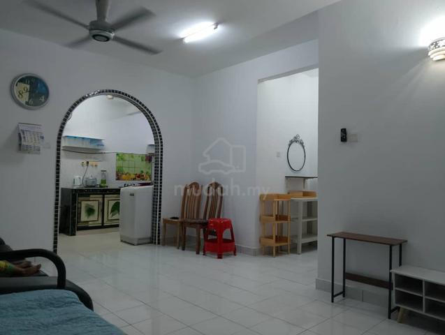 Sri Putra Apartment @ Sungai Buloh 1