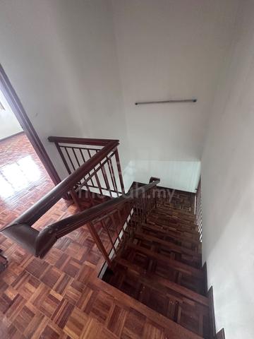 Jalan Keris/4 Beds/Puteri Wangsa/Ulu Tiram/Johor/Low Rental/First come 1