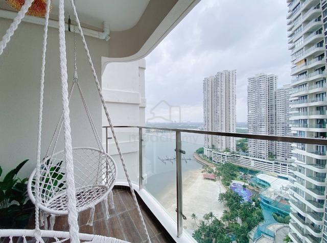 Bay Laurel @ Country Garden Danga Bay 1