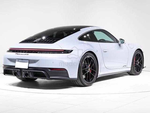 2025 Porsche 911 Carrera GTS (992 II) JAPAN SPEC - 2