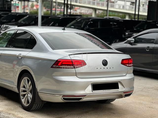 VOLKSWAGEN PASSAT B8 2.0 HIGHLINE (A) Full Loan !! - 4