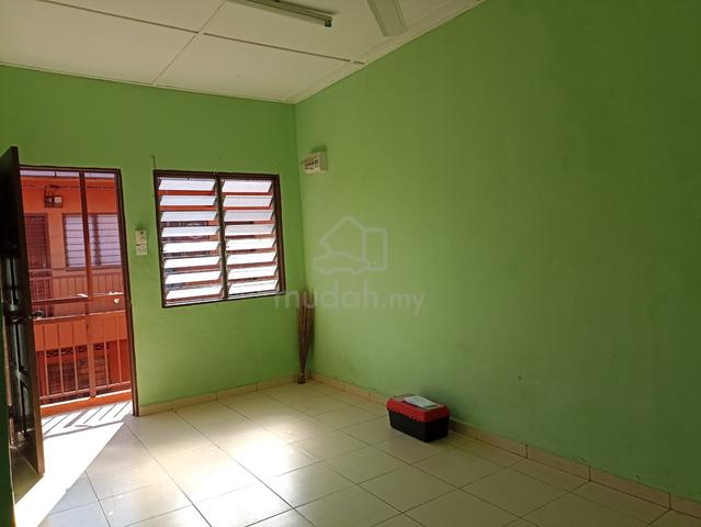 Rumah Sewa Selayang Baru Untuk Disewa 1