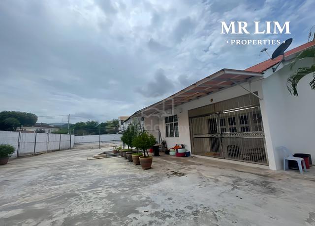 Greenlane! BUNGALOW BIG LAND (7582sf) commercial use MAINROAD 1