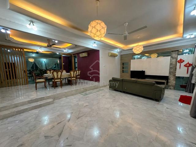 Super Big Land Bungalow 2 Storey ,5500sqft full furnish fit 4-5 Cars 1
