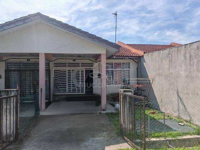 TERES SETINGKAT TAMAN VISTA JAYA, Lukut 1