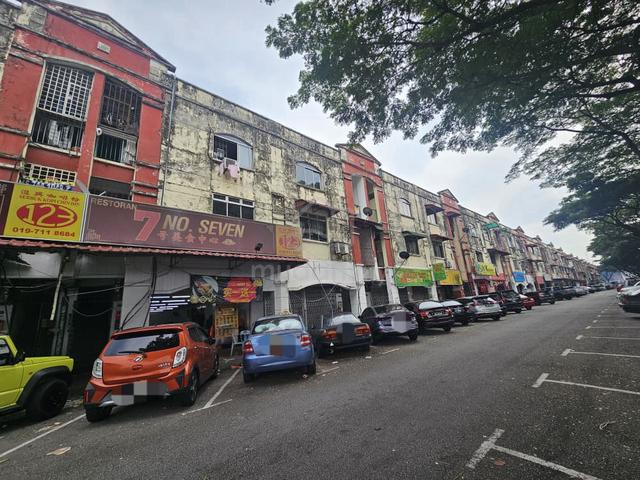 Taman Tan Sri Yaacob Ground Floor Shop Lot,Jalan Wira,Skudai 1