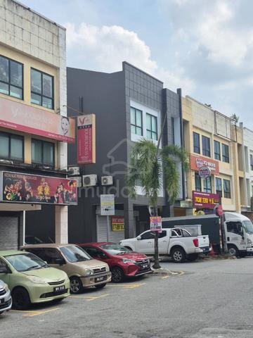 Taman Usahawan Kepong, Ground Floor End Lot Shop For Let 1
