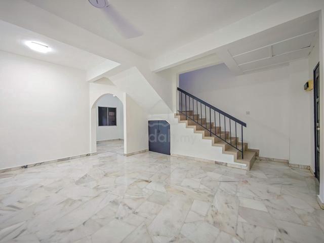 EXTENDED KITCHEN | Bandar Bukit Puchong 2 Sty House For Sale 1