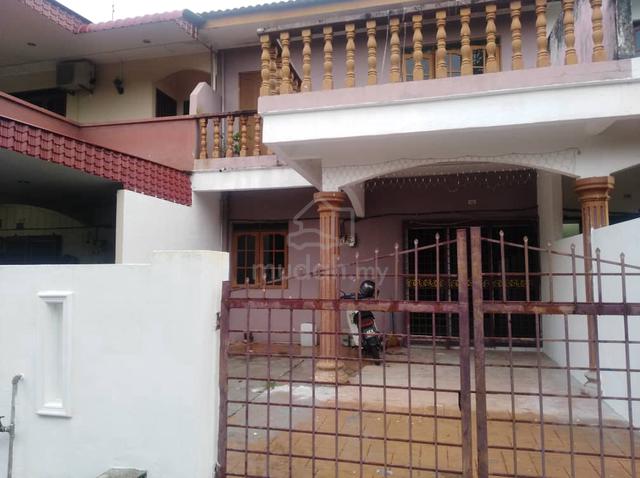 Double storey house 1