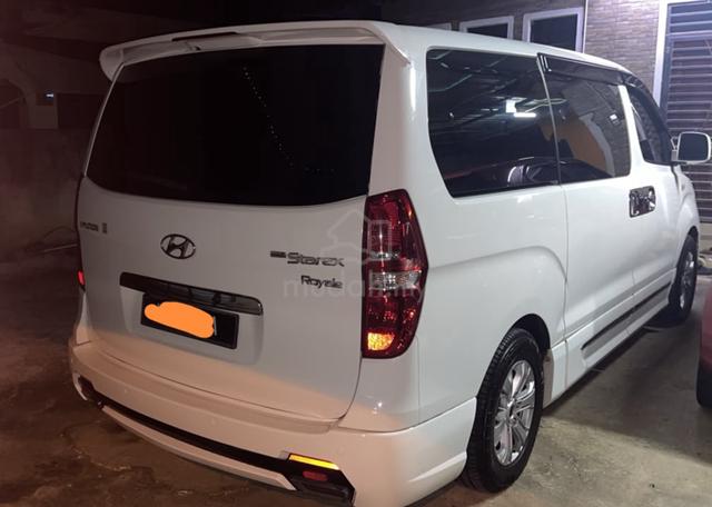 2016 Hyundai GRAND STAREX 2.5 ROYALE (A) - 4