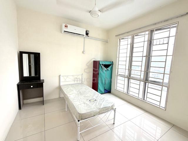 Nice Medium Room with AirCond @ PV20 Condo Setapak Wangsa Maju 1