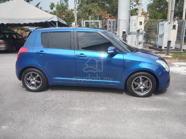 Suzuki Swift 1.5 (A) 2011 Keyless - 2