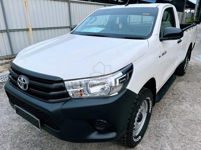 2024 Toyota HILUX 2.4 MT (M) OriMileage8k OriPaint - 2