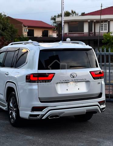 2023 Toyota LANDCRUISER 3.5 ZX (A) - 5
