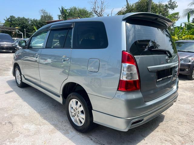 2013 Toyota INNOVA 2.0 E (A) - 2