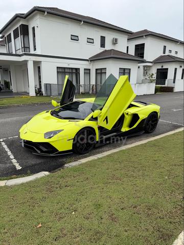 Lamborghini AVENTADOR - 4