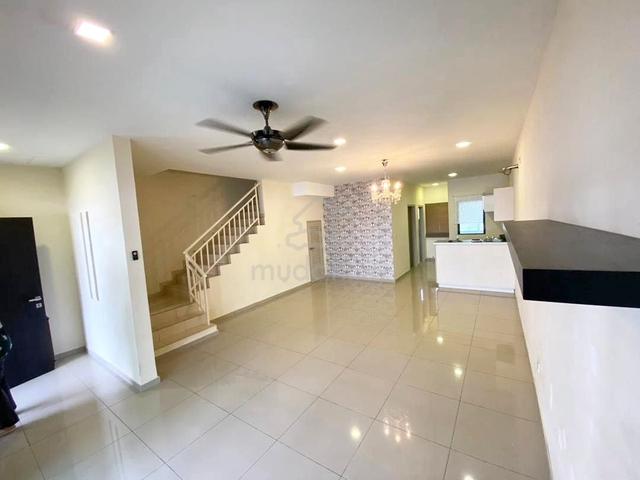 KEDUA TERMURAH! 2 Storey Terrace, Laman Delfina, Nilai Impian, Nilai 1