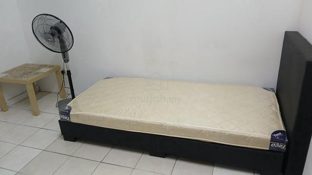 Bilik untuk disewa 1