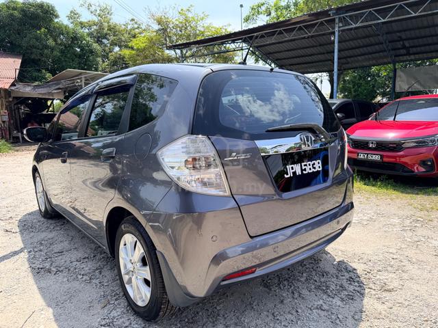 Honda JAZZ 1.3 (HYBRID) FACELIFT (A)-14 - 4