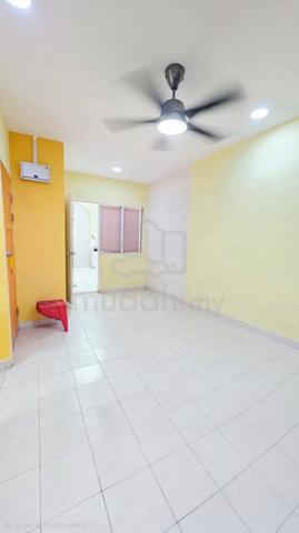 Well Maintained Single Storey Terrace For Sale at Desa Indah Miri 1