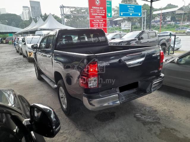 2018 Toyota HILUX 2.4 G FACELIFT (A) - 4