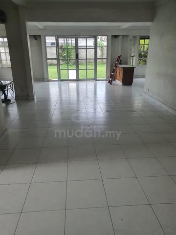 2.5 Storey BUNGALOW SEKSYEN 17 Petaling Jaya, Actual, RENO, Extra Land 1