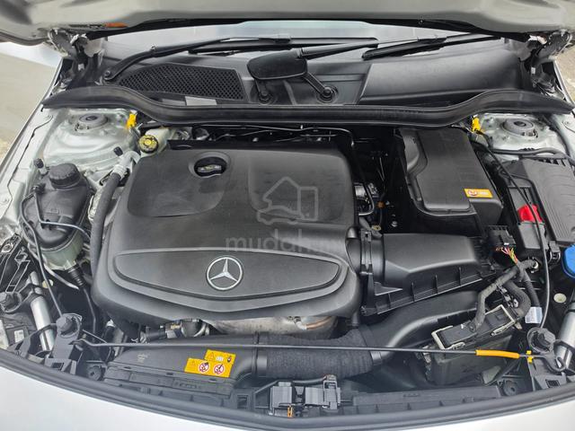 2016 Mercedes Benz A-CLASS 1.6 200 BLUEEFCY (CBU) - 3