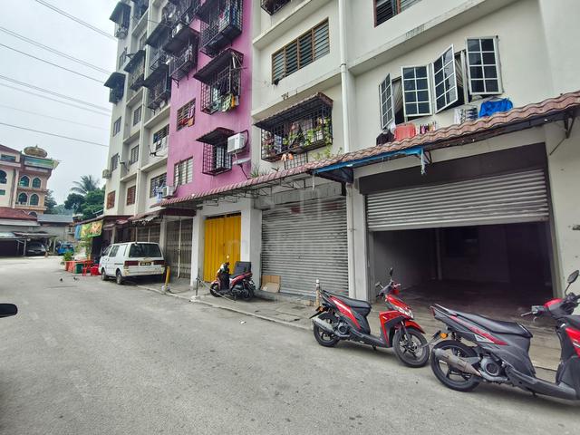 Gombak Batu Caves Pangsapuri Cempaka Flat G Flr Shop Retail Store RENT 1