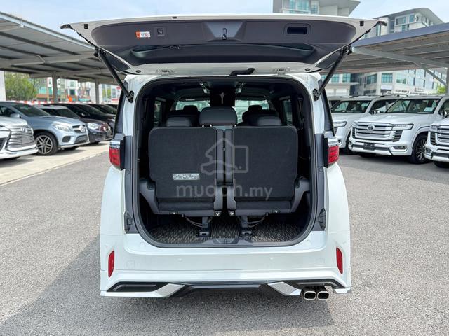 TOYOTA ALPHARD LATEST Z 2.5 TEAMMATE FAMiLY MPV - 4