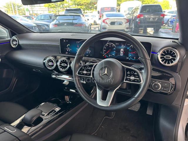 Mercedes Benz A200 1.3 Hatchback Full Loan - 5