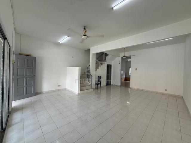 For Sell 2sty House, Freehold, Good Condition @Prima Saujana, Kajang 1